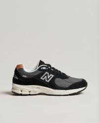 New Balance 2002R Sneakers Black