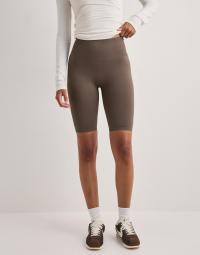 Aim'n - Brun - Shape Seamless Biker Shorts