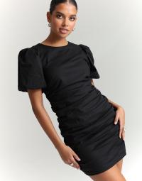 Nelly - Sort - The Cutest Ruched Dress