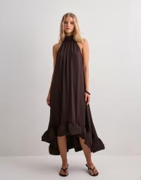 Malina - Brun - Sabrina halterneck ruffled maxi dress