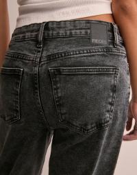Pieces - Grå - Pckelly Mw Straight Jeans DG202 Noo