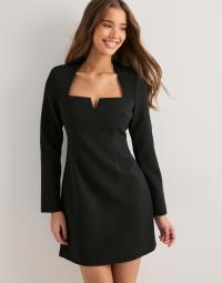 Malina - Sort - Sonja Detailed Neck Mini Dress