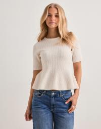 Pieces - Beige - Pcsilly Ss O-Neck Peplum Knit Bc
