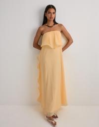 Vero Moda - Gul - Vmiris Ruffle Tube Maxi Dress Exp