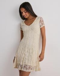 Only - Beige - Onlalbina S/S V-Neck Short Dress Jr