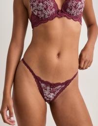 Nelly - Rød - Contrast Lace Thong