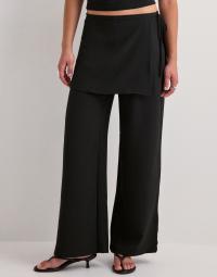 Only - Sort - Onlbretty Skirt Detail Trousers Wvn