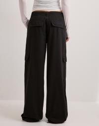 Nelly - Sort - Cargo Pants