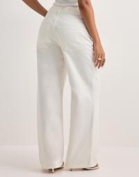 Nelly - Hvid - Baggy Jeans