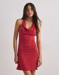 Nelly - Rød - Halterneck Mini Dress