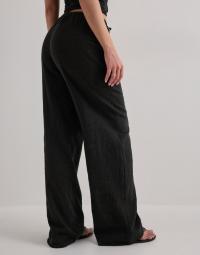 Nelly - Sort - Easy Breeze Pants