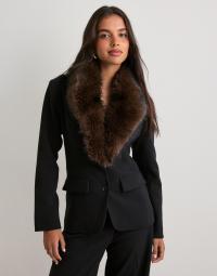 Nelly - Sort - Fur Detailed Blazer