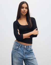 Nelly - Sort - Romance Half Sleeve Top