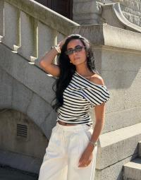 Nelly - Ternet/Stribet - Stripe Shoulder Top