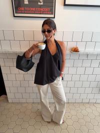 Nelly - Sort - Flowy Halter Neck Top