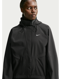 Nike Storm-FIT Swift-løbejakke til kvinder - sort