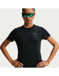 Kortærmet Nike Swift Dri-FIT-løbeoverdel til kvinder - sort