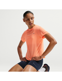 Kortærmet Nike Swift Breathe Dri-FIT-løbeoverdel til kvinder - Orange